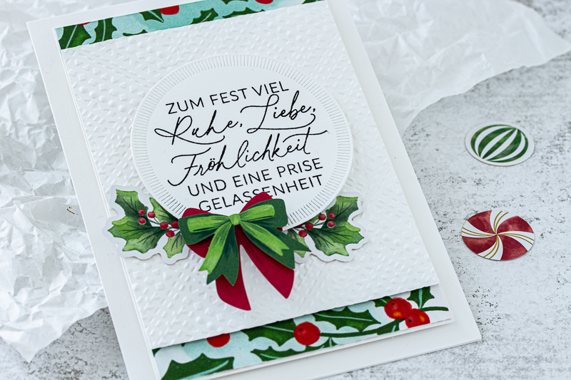 Weihnachtkarte mit Stampin' Up! gebastelt. Einfach mit dem Zierelemente-Mix Fröhliche Weihnachtsmotive