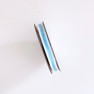 Doppelt besticktes Geschenkband Babyblau
